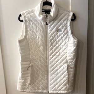 The North Face White Lightweight Women’s Vest M
